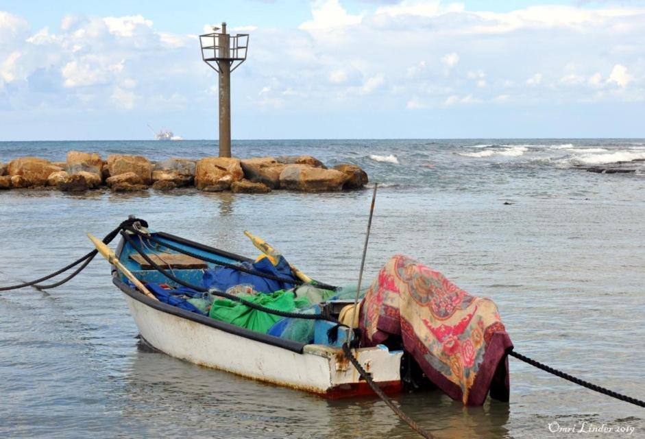 Juha'S Guesthouse - Zarqa Bay Jisr ez Zarqa Εξωτερικό φωτογραφία
